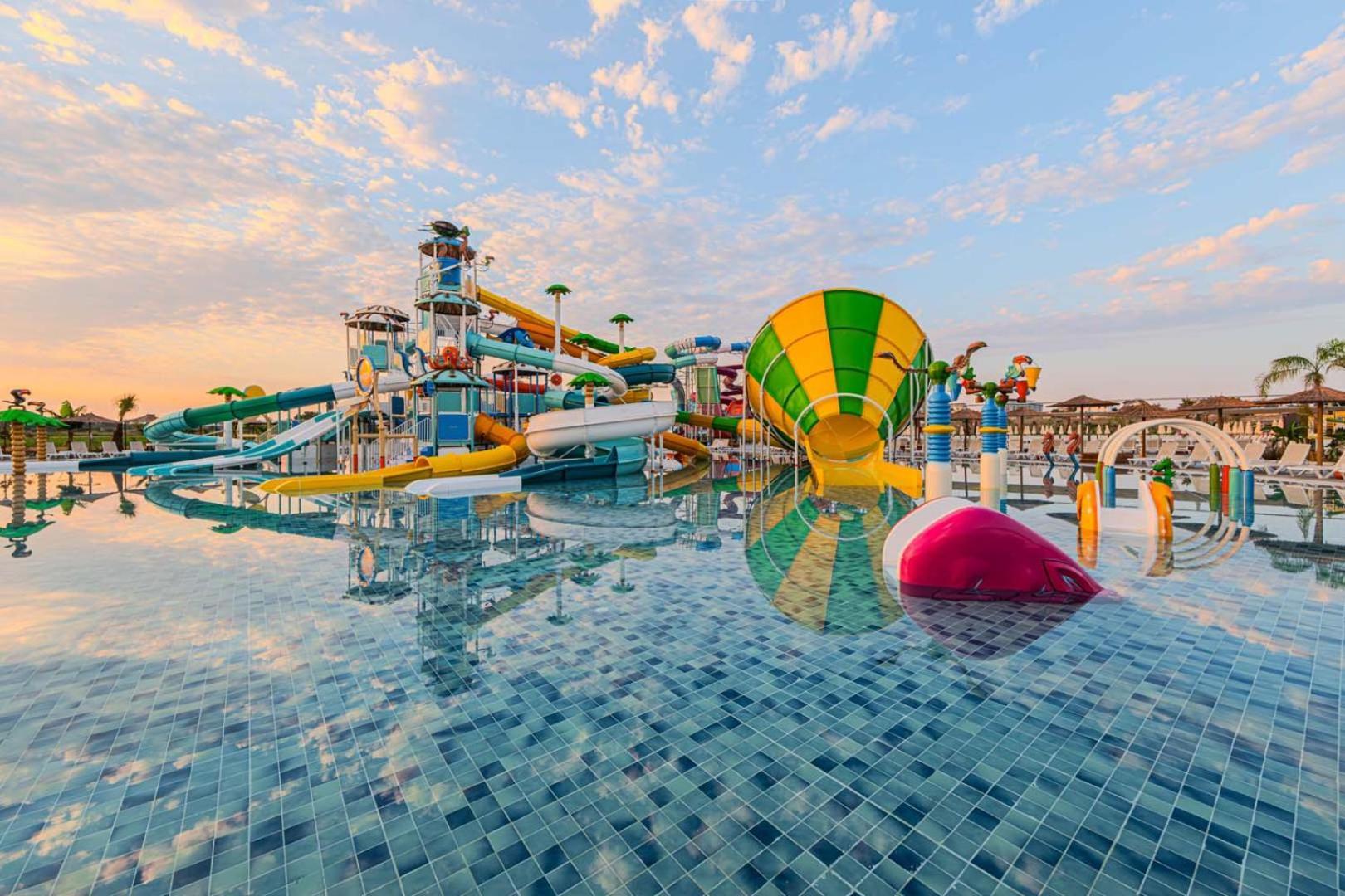 Dream Fun World Hotel ซีเด ภายนอก รูปภาพ